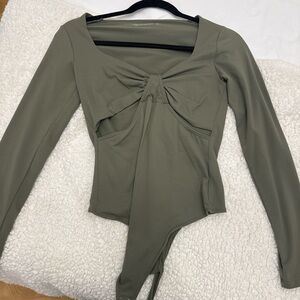 ABERCROMBIE & FITCH BODYSUIT